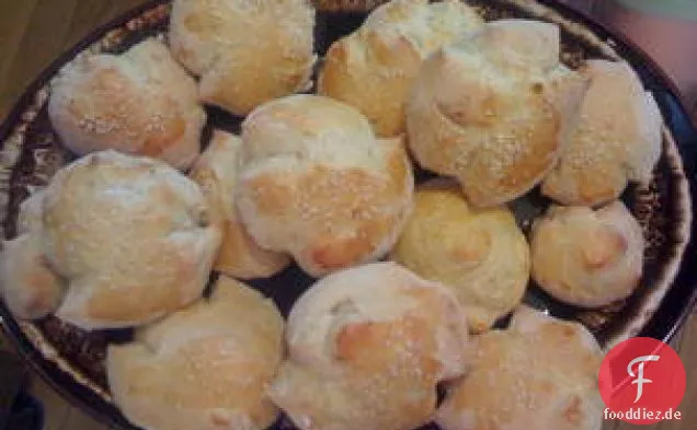 Saure Sahne Posy Rolls