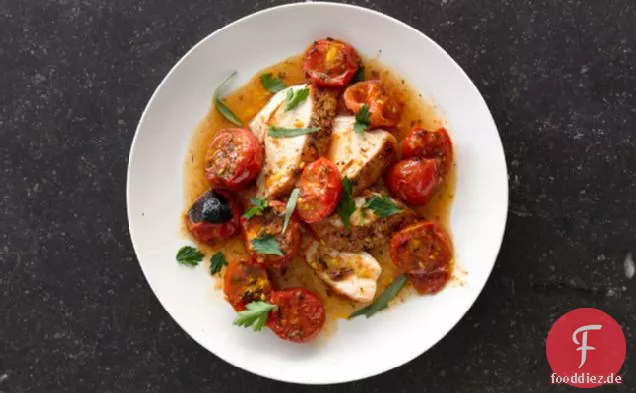 Hähnchen mit kräutergebratenen Tomaten und Pfannensauce