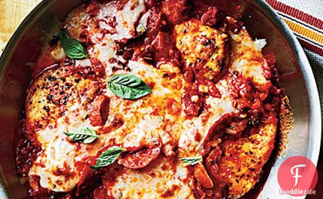 Hähnchen mit Peperoni-Marinara-Sauce