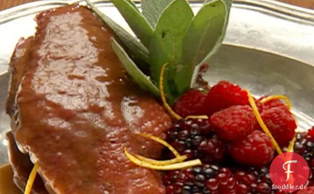 Entenbrust mit Beerensauce