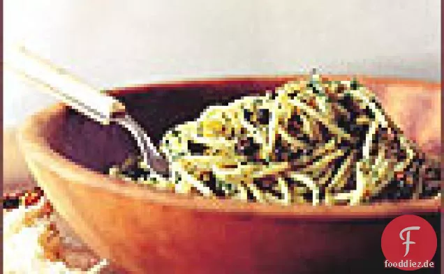 Spaghetti mit gebratenen Kapern und Sardellen