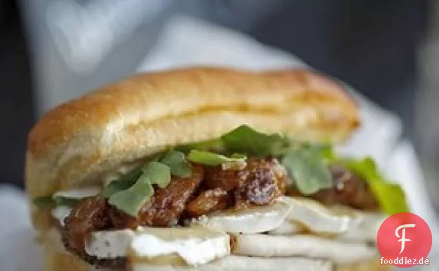 Truthahn mit geschmolzenem Camembert und Mostarda