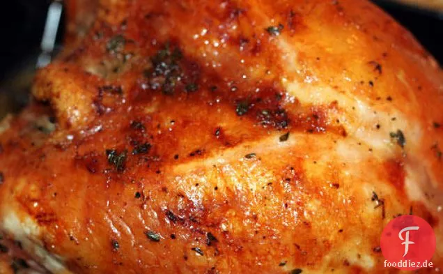 Gebratene Putenbrust mit Kräuterbutter