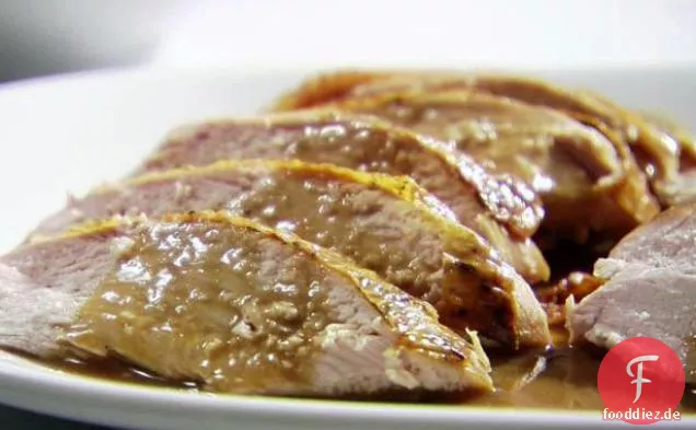 Gebratene Putenbrust mit würzigem Kräuteröl