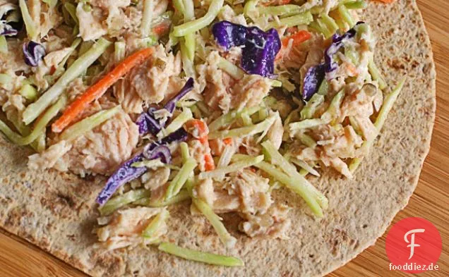Zurück zur Schule gesunde, knusprige Thunfisch-wrap