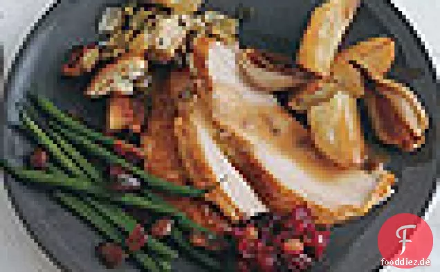 Extra feuchter Truthahn mit Bratensoße