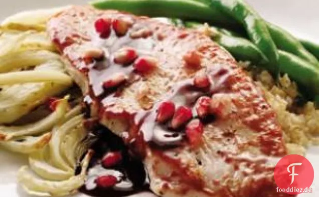 Granatapfel-glasierter Truthahn mit geröstetem Fenchel