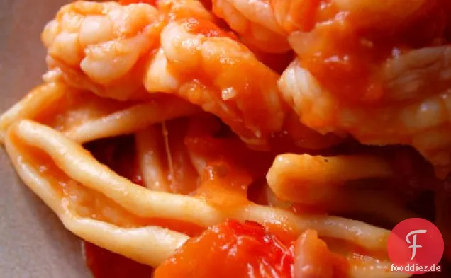 Cortecce mit Garnelen, Kapern und Chili
