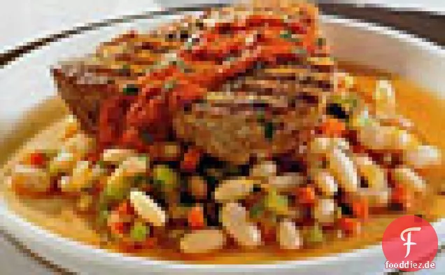 Thunfisch mit weißen Bohnen und sonnengetrockneter Tomatensauce