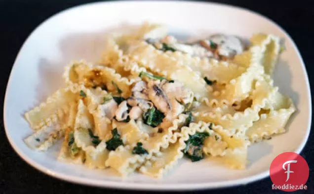 Cremige Austern-Parmesan-Spinat-Sauce