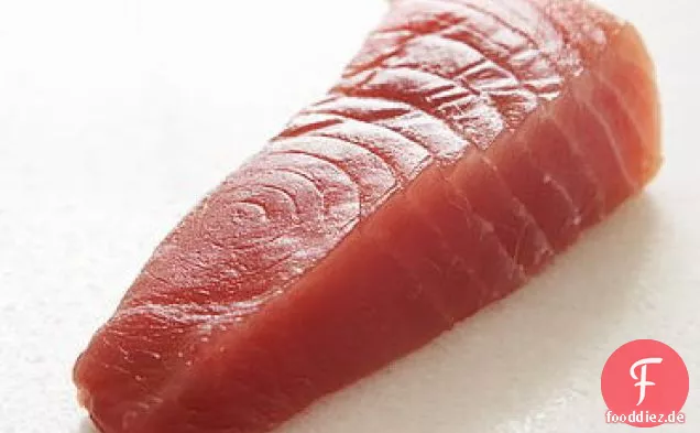 Chile-Ingwer gegrillter Thunfisch, mit koreanischem Salat