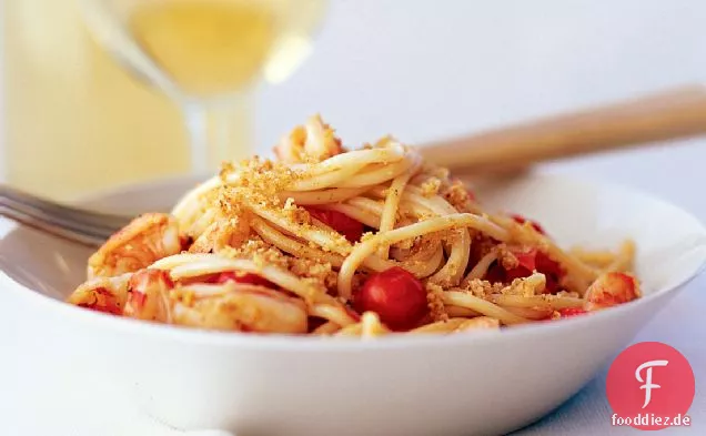 Würzige Knoblauchgarnelen und Tomatenspaghetti