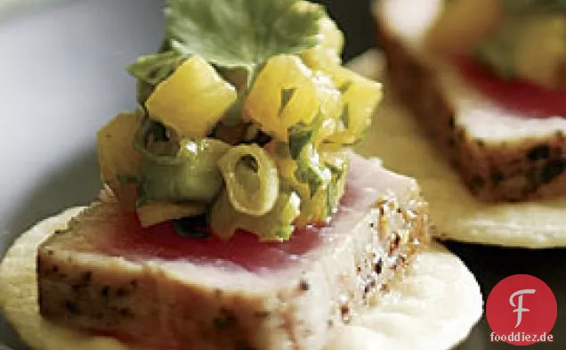 Gebratener Thunfisch mit tropischer Salsa