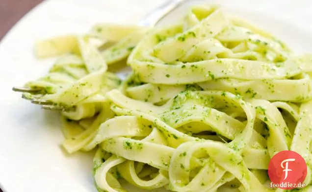 Fettucine Al Pesto Genovese
