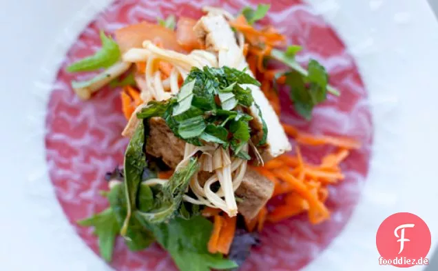 Schnelle Reispapierrollen mit Tofu- und Enoki-Pilzen