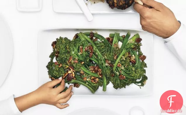 Broccolini mit Pekannussbrauner Butter