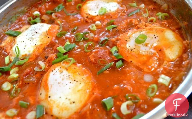 Salsa pochierte Eier & Grütze