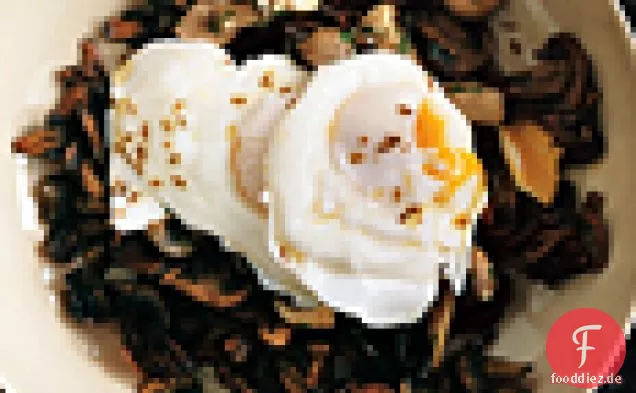 Pochierte Eier mit Pilzen zwei Möglichkeiten