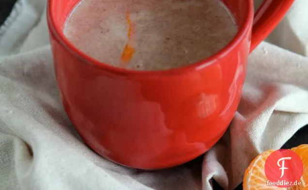 Warme gewürzte Milch