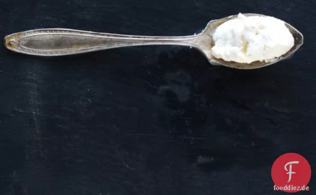 Wie man echten Frischkäse macht