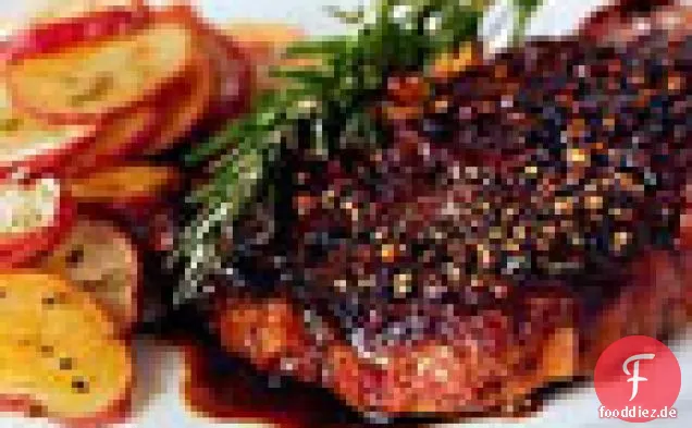 Rib-Eye-Steak au Poivre mit Balsamico-Reduktion