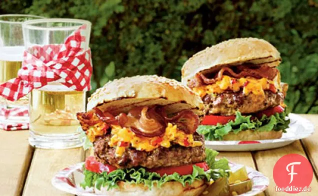 Pimiento Käse-Speck-Burger