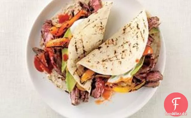 Gegrilltes Rindfleisch und Pfeffer Fajitas Rezept