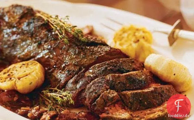 Gepfeffertes Rinderfilet mit Portobello-Marsala-Sauce