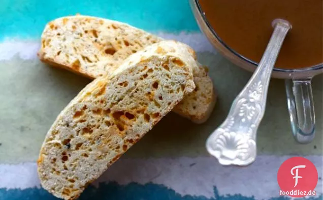 Cheddar Schwarzer Pfeffer Biscotti