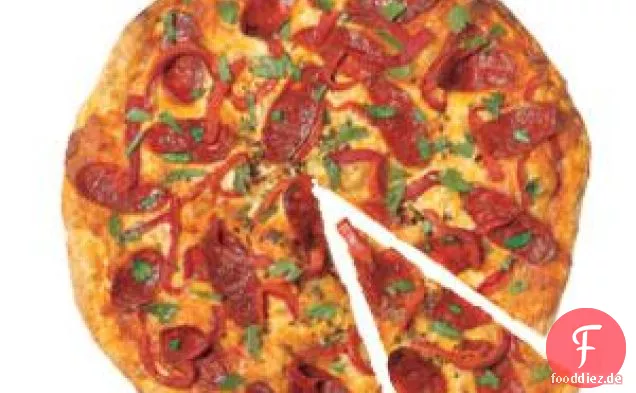 Pizza mit Chorizo und geröstetem Pfeffer