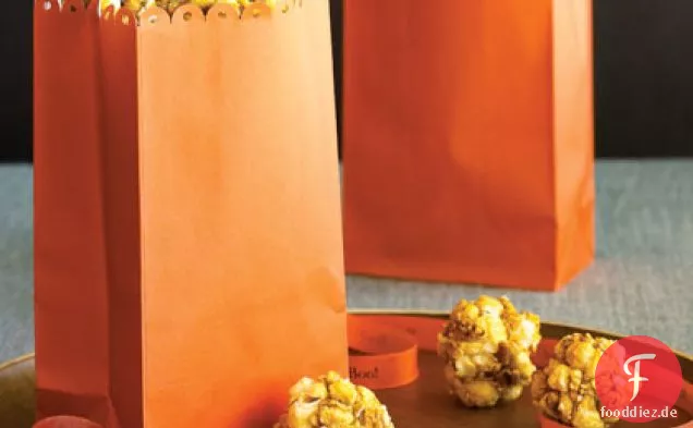 Mundgerechte Honig-Popcorn-Kugeln