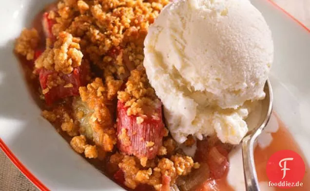 Honig-Rhabarber-Crumble