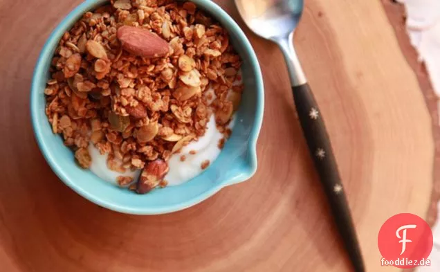 Gluten-Milch-Rohrzucker-freies hausgemachtes Müsli