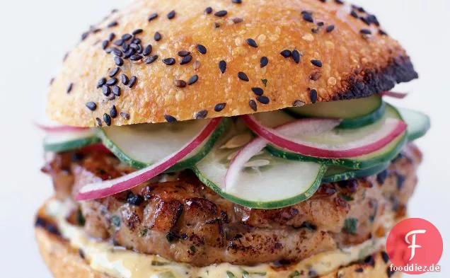 Thai-Thunfisch-Burger mit Ingwer-Zitronen-Mayonnaise