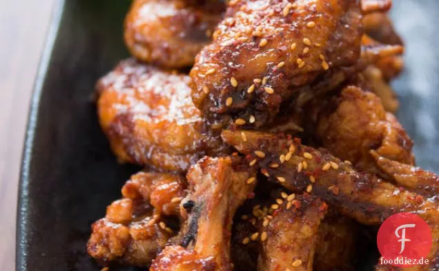 Koreanisches gebratenes Huhn (yangnyeom Chikin)