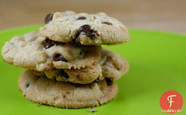 Chocolate Chip Cookies-Deluxe