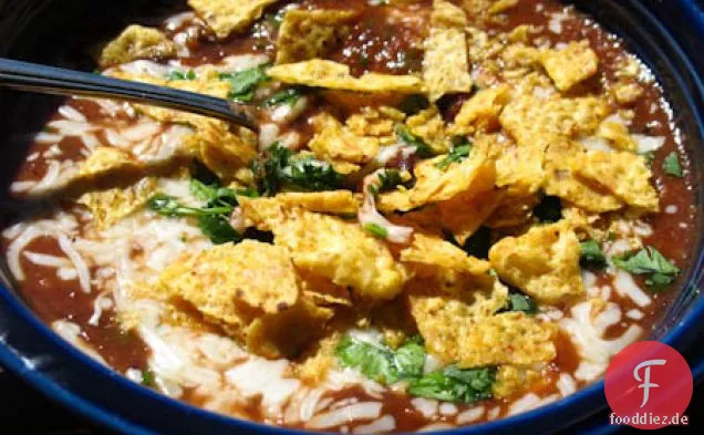 Schwarze Bohnen & Salsa Suppe