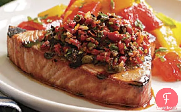 Gegrillter Thunfisch mit sonnengetrockneten Tomaten-Relish