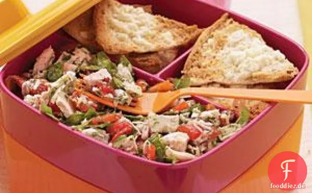 Thunfisch, Artischocke und gerösteter roter Pfeffersalat