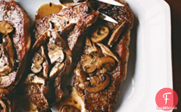 Pan-seared Strip Steak Mit Pilzen