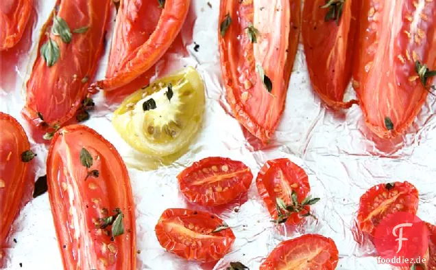 Char-gegrilltes Balsamico-Rumpsteak mit Erbstück Tomate und Bobby