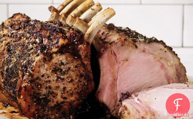 Doppel-Rack von Schweinefleisch mit gebrannter Orange-Karamell-Pfanne Sauce