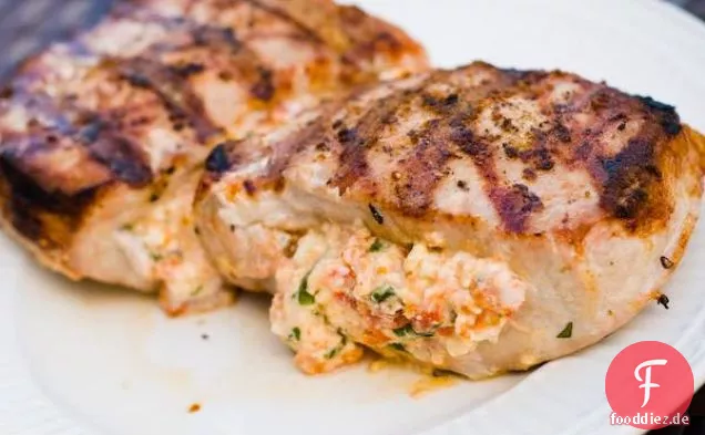 Gefüllte griechische Schweinekoteletts