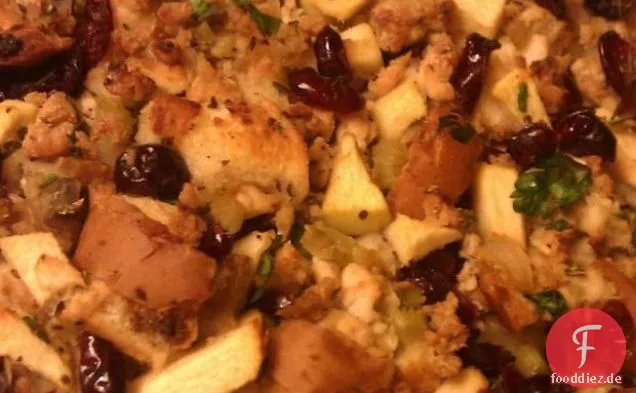 Apfel -, Wurst-Und Cranberry-Füllung