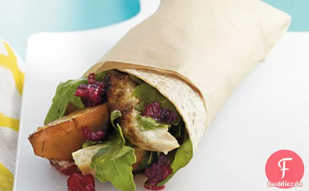 Gegrilltes Hähnchen, Birne und Rucola-Wrap mit Cranberry-Vinaigrette