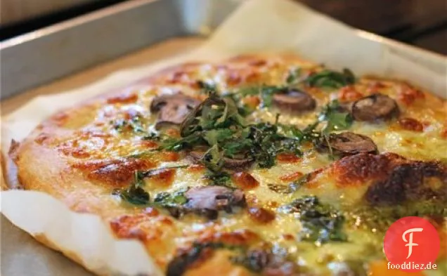 Champignon-Rucola-Pizza