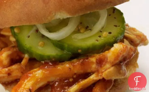 Carolina Pulled Chicken Sliders Mit Easy Summertime Pickles