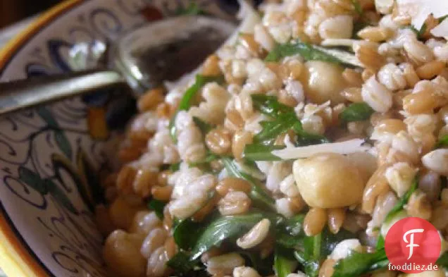 Farro-, Kichererbsen- und Rucola-Salat