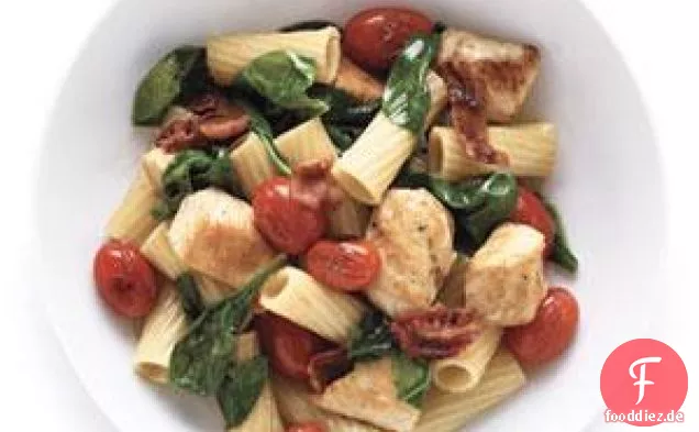 Pasta Mit Huhn Und Speck