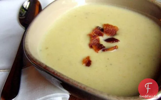 Creme von Selleriesuppe mit Speck
